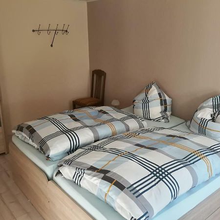Ferienwohnung "Am Weinberg" Bad Schmiedeberg Εξωτερικό φωτογραφία
